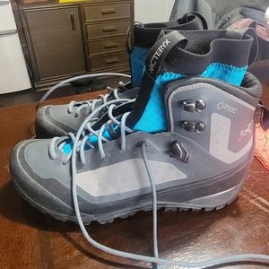 Arc'teryx Womens hiking boots
